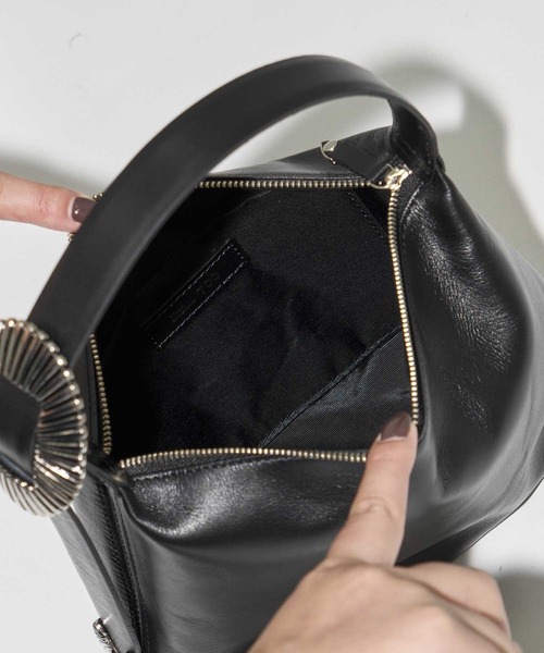 黒 レザー ミニハンドバッグ 楽天市場】【バッグ】PRADA プラダ 型押しレザー ロゴ ミニ