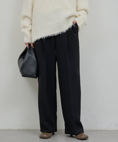 GALLARDAGALANTE（ガリャルダガランテ）の「【シワになりにくい】ジャージータックワイドパンツ（その他パンツ・レディース・グレイッシュベージュ/アイボリー/ブラック・0/1/2）」の4枚目の写真