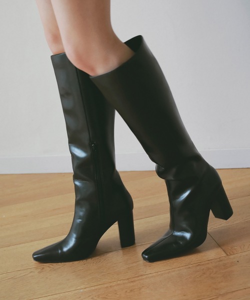EIMY ISTOIRE（エイミーイストワール）の「スクエアトゥロングブーツ（ブーツ・レディース・ブラウン/ブラック・M/S/L）」の4枚目の写真