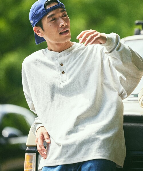 FREAK'S STORE（フリークスストア）の「限定展開 9オンス Heavyweight ビッグシルエット ヘンリーネック ロングスリーブTシャツ/ヘビーウェイト/ロンTEE（Tシャツ/カットソー・メンズ・ネイビー/スミクロ/ホワイト/ブラック/アッシュグレー・SMALL/MEDIUM/LARGE）」の14枚目の写真