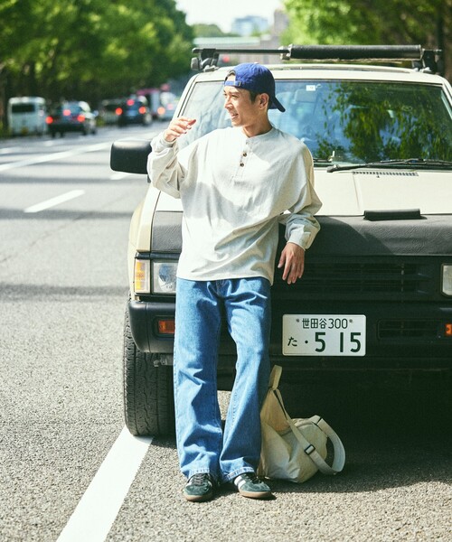 FREAK'S STORE（フリークスストア）の「限定展開 9オンス Heavyweight ビッグシルエット ヘンリーネック ロングスリーブTシャツ/ヘビーウェイト/ロンTEE（Tシャツ/カットソー・メンズ・ネイビー/スミクロ/ホワイト/ブラック/アッシュグレー・SMALL/MEDIUM/LARGE）」の21枚目の写真