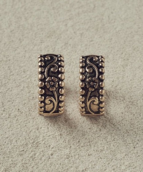 GOLDY(ゴールディ)の「【GOLDY】ヴィンテージ シック エングレイヴ ワンタッチ ピアス 1250901(ピアス(両耳用)・レディース・シルバー/ゴールド系その他/シルバー系1/ゴールド・FREE)」の7枚目の写真