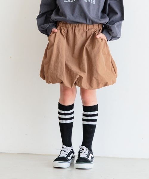 BAYFLOW（ベイフロー）の「[今季トレンドアイテム☆インナーパンツ付き!]バルーンスカート(KIDS)（スカート・キッズ・キャメル/ブラック/カーキ・120cm/110cm/130cm/150cm/140cm）」の3枚目の写真