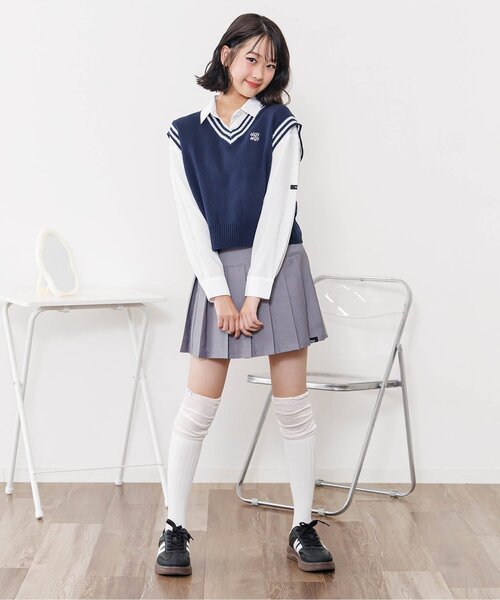 algy（アルジー）の「シアー切替ネームニーハイソックス（ソックス/靴下・キッズ・ブラック/オフホワイト・24/21）」の7枚目の写真