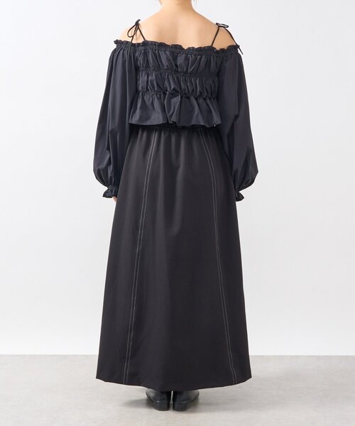 un dix cors（アンディコール）の「《低身長サイズあり・大人の華やかさ◎》スクエア異素材シャーリングワンピ（ワンピース・レディース・ブラック/グレイッシュベージュ・FREE/S）」の16枚目の写真