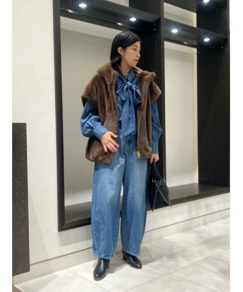 allureville（アルアバイル）の「フェイクミンクファーフーディーブルゾン（ブルゾン・レディース・ダークブラウン/モカ/グレー系その他・2）」の9枚目の写真