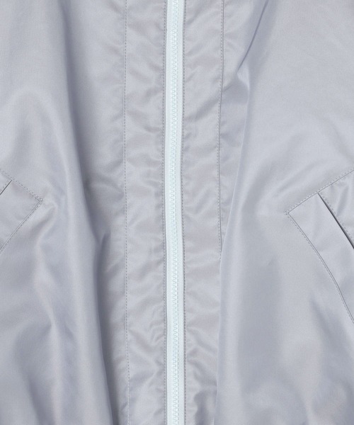HEREIAM（ヘレイアム）の「【HEREIAM】撥水グロッシーブルゾン（ブルゾン・レディース・ライトブルー/ブラック/ブラウン・FREE）」の8枚目の写真