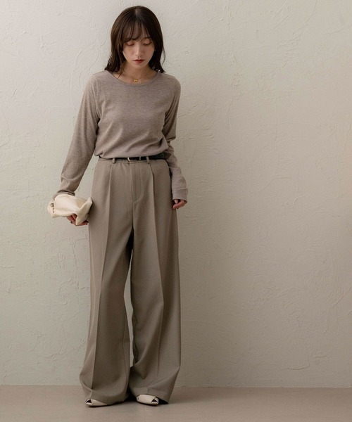 NOAHL(ノアル)の「【NOAHL】タックストレートワイドパンツ(その他パンツ・レディース・グレイッシュベージュ/ブラウン/チャコール/ブラック/オフホワイト/セージグリーン・S/M/L)」の17枚目の写真
