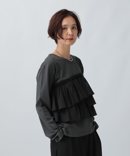 LEPSIM(レプシィム)の「アソートドッキング長袖プルオーバー2 2572911(Tシャツ/カットソー・レディース・ブラウン/カーキ/ブラック/ホワイト×ブラック・FREE)」の5枚目の写真