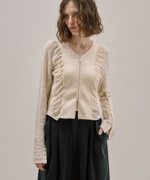 PUBLIC TOKYO（パブリックトウキョウ）の「【残りわずか】シュリンクレースVネックTOP（Tシャツ/カットソー）」