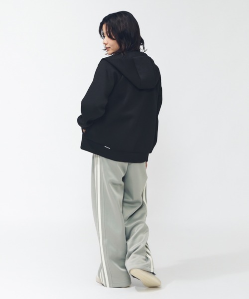 adidas（アディダス）の「アディダス adidas スタジアム スリーストライプス トラックパンツ（その他パンツ・レディース・ブラック/グレー・S/M/L/XL）」の8枚目の写真