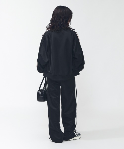 adidas（アディダス）の「アディダス adidas スタジアム スリーストライプス トラックパンツ（その他パンツ・レディース・ブラック/グレー・S/M/L/XL）」の14枚目の写真