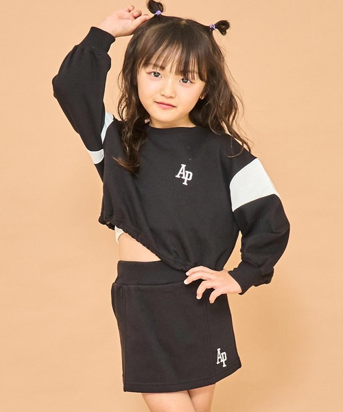 ANAP kids(アナップキッズ)の「カレッジ トップス × スカート スウェット SET【ジュニアお揃い】(スウェット・キッズ・ラベンダー/ブラック/ライトグレー・130/120/110)」の19枚目の写真