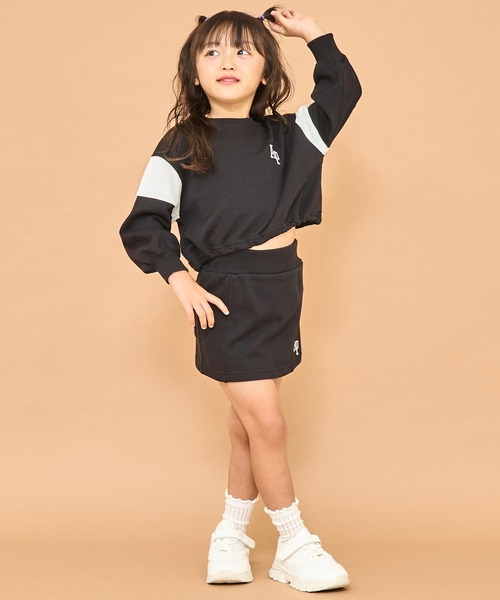 ANAP kids(アナップキッズ)の「カレッジ トップス × スカート スウェット SET【ジュニアお揃い】(スウェット・キッズ・ラベンダー/ブラック/ライトグレー・130/120/110)」の21枚目の写真