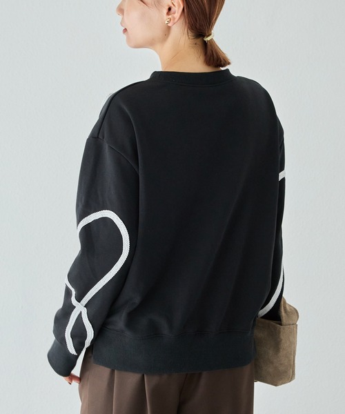 LAVEANGE（ラビアンジェ）の「コード刺繍スウェットプルオーバー（スウェット・レディース・ブラック/グレー・M/5L/4L/3L/LL）」の18枚目の写真