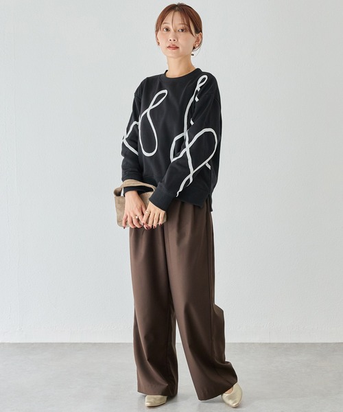 LAVEANGE（ラビアンジェ）の「コード刺繍スウェットプルオーバー（スウェット・レディース・ブラック/グレー・M/5L/4L/3L/LL）」の20枚目の写真