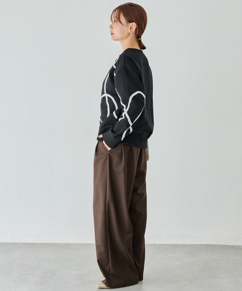 LAVEANGE（ラビアンジェ）の「コード刺繍スウェットプルオーバー（スウェット・レディース・ブラック/グレー・M/5L/4L/3L/LL）」の22枚目の写真