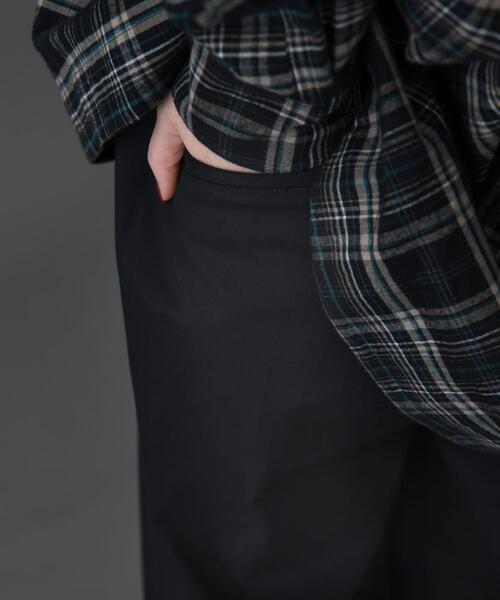 URBAN RESEARCH DOORS（アーバンリサーチドアーズ）の「FORK&SPOON　イージーチノパンツ（その他パンツ・レディース・ベージュ/ブラック・1/2）」の21枚目の写真