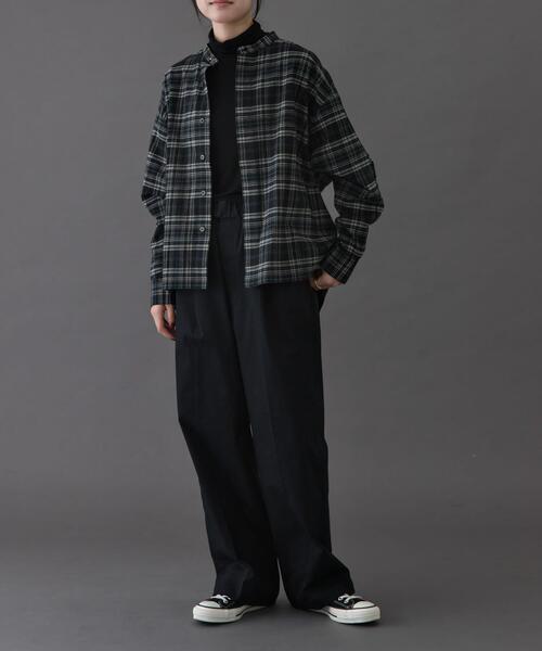 URBAN RESEARCH DOORS（アーバンリサーチドアーズ）の「FORK&SPOON　イージーチノパンツ（その他パンツ・レディース・ベージュ/ブラック・1/2）」の20枚目の写真