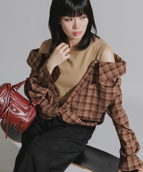 Chick（チック）の「Y2K-Style Fake Layered Check Shirt / Y2K風 フェイクレイヤードチェックシャツ（シャツ/ブラウス・レディース・カーキ/ブラック・FREE）」の9枚目の写真