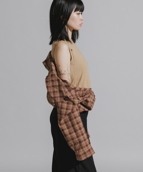 Chick（チック）の「Y2K-Style Fake Layered Check Shirt / Y2K風 フェイクレイヤードチェックシャツ（シャツ/ブラウス・レディース・カーキ/ブラック・FREE）」の15枚目の写真