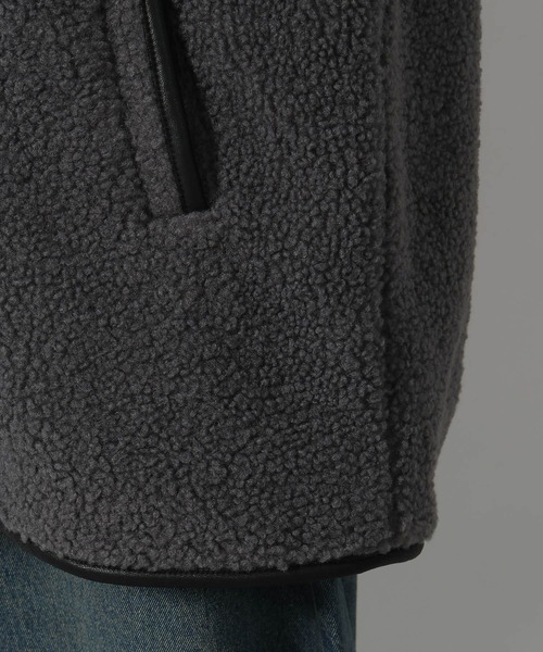 LAKOLE（ラコレ）の「パイピングボアブルゾン / 496632（ブルゾン・レディース・チャコールグレー/モカ/アイボリー・FREE）」の6枚目の写真