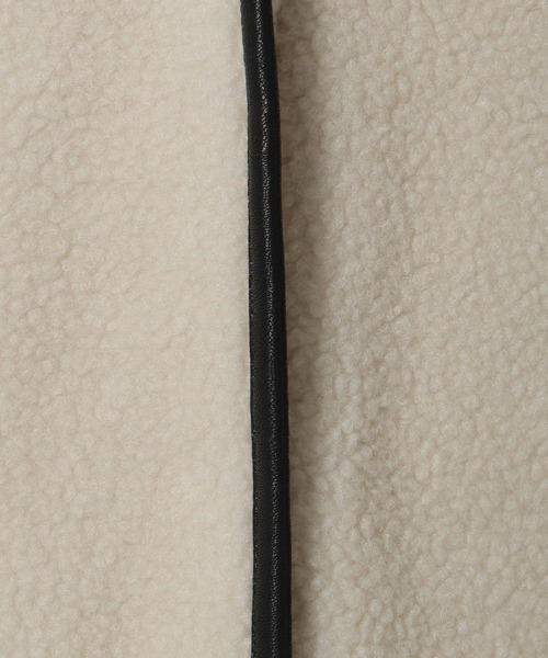 LAKOLE（ラコレ）の「パイピングボアブルゾン / 496632（ブルゾン・レディース・チャコールグレー/モカ/アイボリー・FREE）」の15枚目の写真