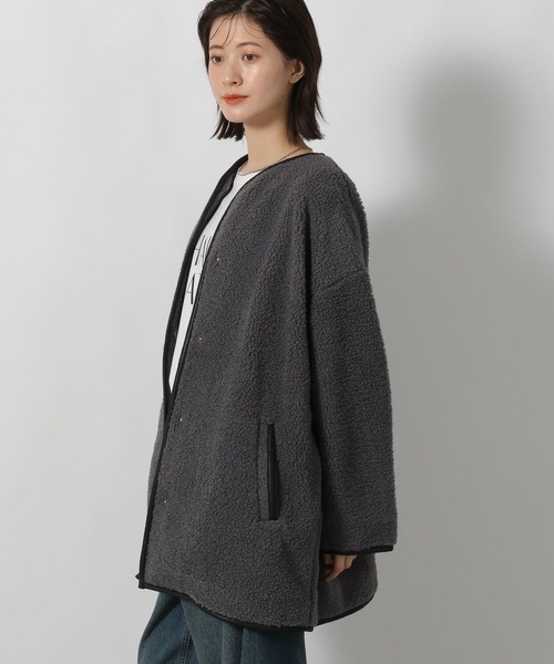 LAKOLE（ラコレ）の「パイピングボアブルゾン / 496632（ブルゾン・レディース・チャコールグレー/モカ/アイボリー・FREE）」の16枚目の写真