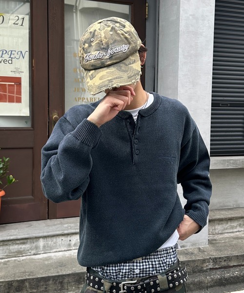 kutir(クティール)の「HENLEY NECK LINENLIKE CROPPED KNIT/ヘンリーネックリネンライククロップドニット(ニット/セーター・メンズ・ブラック/ブラウン/レッド/ネイビー/アイボリー/ボルドー・MEDIUM/LARGE)」の5枚目の写真