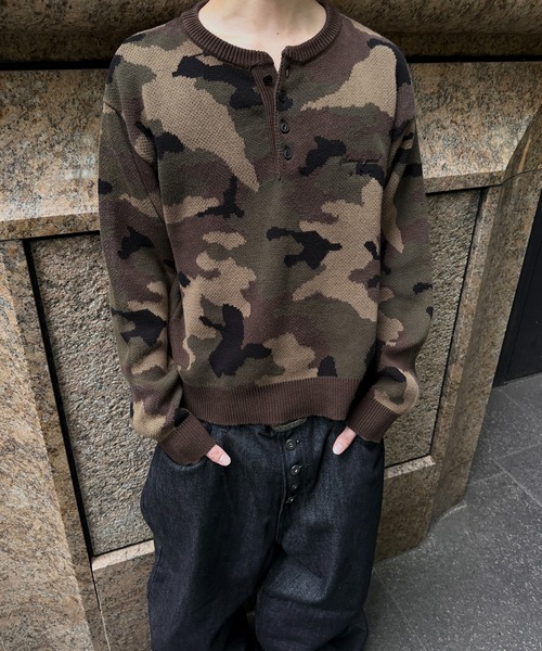 kutir(クティール)の「HENLEY NECK LINENLIKE CROPPED KNIT/ヘンリーネックリネンライククロップドニット(ニット/セーター・メンズ・ブラック/ブラウン/レッド/ネイビー/アイボリー/ボルドー/ブラウン系/ブラック系/カーキ/ブラック系1・MEDIUM/LARGE)」の15枚目の写真