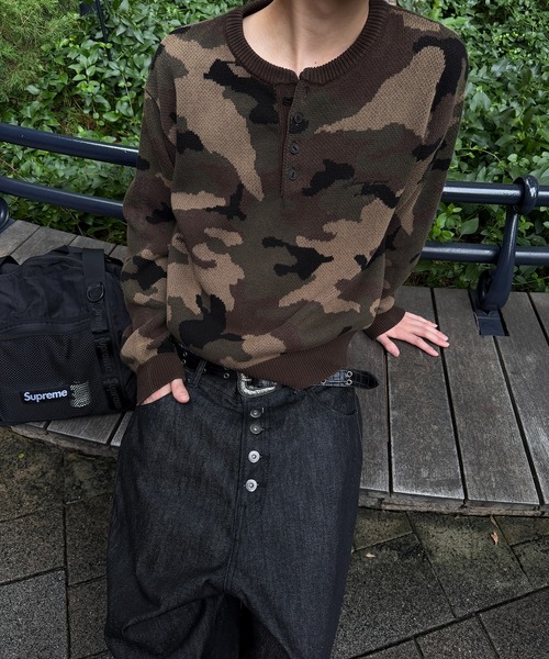 kutir(クティール)の「HENLEY NECK LINENLIKE CROPPED KNIT/ヘンリーネックリネンライククロップドニット(ニット/セーター・メンズ・ブラック/ブラウン/レッド/ネイビー/アイボリー/ボルドー/ブラウン系/ブラック系/カーキ/ブラック系1・MEDIUM/LARGE)」の19枚目の写真