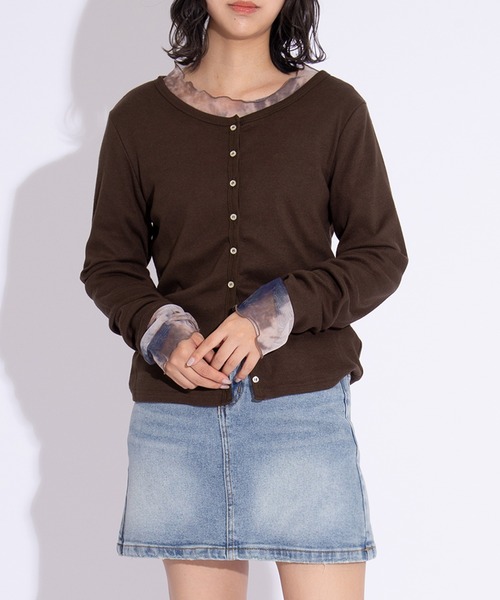 PUNYUS（プニュズ）の「クルーネックカーディガン（カーディガン/ボレロ・レディース・ブラウン/レッド/ネイビー・1/2/3/4/5）」の2枚目の写真