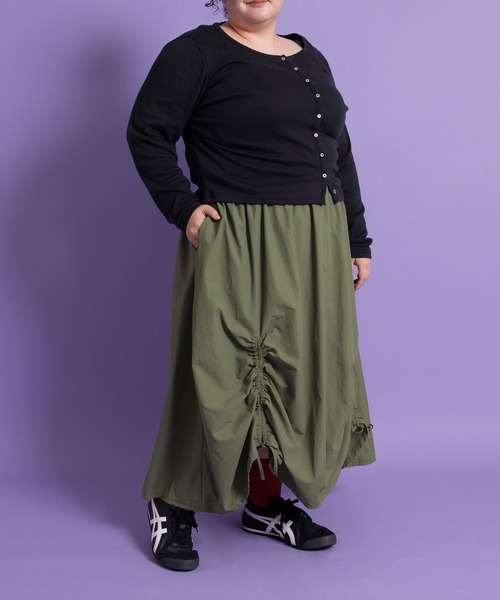 PUNYUS（プニュズ）の「クルーネックカーディガン（カーディガン/ボレロ・レディース・ブラウン/レッド/ネイビー/グレー/ブラック・1/2/3/4/5）」の22枚目の写真