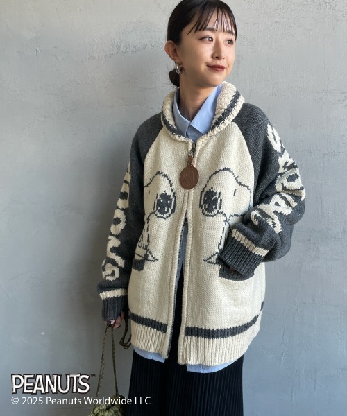 SEQUENZ（シークエンズ）の「[SEQUENZ/シークエンズ] SNOOPY ワイドシルエットカウチンニット（ニット/セーター・レディース・グレー/ネイビー・L/M/XL）」の8枚目の写真