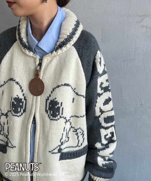 SEQUENZ（シークエンズ）の「[SEQUENZ/シークエンズ] SNOOPY ワイドシルエットカウチンニット（ニット/セーター・レディース・グレー/ネイビー・L/M/XL）」の16枚目の写真