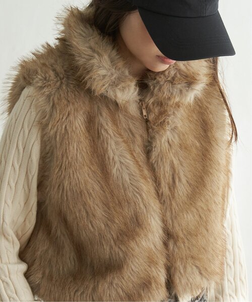 VENCEEXCHANGE(ヴァンスエクスチェンジ)の「フェイクファーショート丈ジレ(ベスト・レディース・ブラック/ベージュ/その他1/その他2/ブラウン系/ブラウン・FREE)」の5枚目の写真