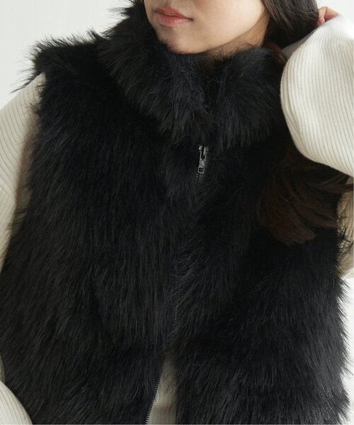 VENCEEXCHANGE(ヴァンスエクスチェンジ)の「フェイクファーショート丈ジレ(ベスト・レディース・ブラック/ベージュ/その他1/その他2/ブラウン系/ブラウン・FREE)」の2枚目の写真