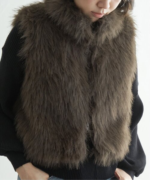 VENCEEXCHANGE(ヴァンスエクスチェンジ)の「フェイクファーショート丈ジレ(ベスト・レディース・ブラック/ベージュ/その他1/その他2/ブラウン系/ブラウン・FREE)」の20枚目の写真