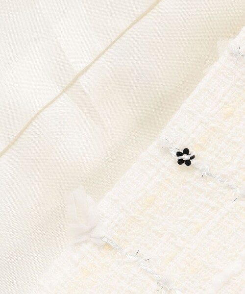 TOCCA（トッカ）の「FLOWER HIDE AND SEEK ジレ（ノーカラージャケット・レディース・アイボリー系/ブラック系・4/0）」の20枚目の写真
