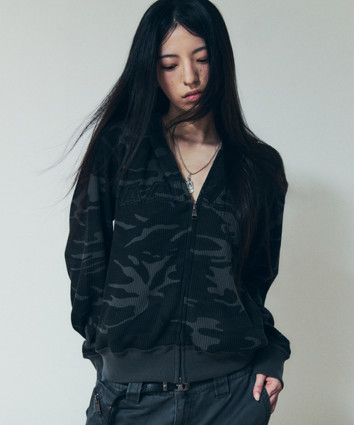 AAKAM(アーカム)の「Camouflage Waffle Zip-Up Hoodie (Black)(パーカー・レディース・その他・1/2)」の10枚目の写真