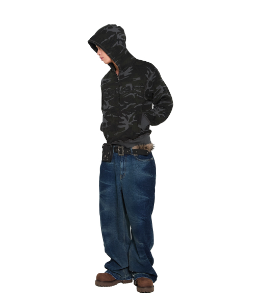 AAKAM(アーカム)の「Camouflage Waffle Zip-Up Hoodie (Black)(パーカー・レディース・その他・1/2)」の4枚目の写真