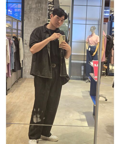 TRILLION(トリリオン)の「ストーンウォッシングオーバーフィットデニム半袖シャツ(DEEP GRAY)(シャツ/ブラウス・レディース・その他・MEDIUM/LARGE/X-LARGE)」の13枚目の写真