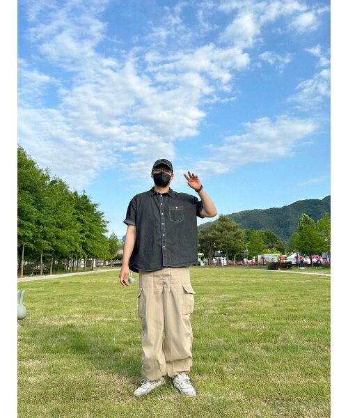 TRILLION(トリリオン)の「ストーンウォッシングオーバーフィットデニム半袖シャツ(DEEP GRAY)(シャツ/ブラウス・レディース・その他・MEDIUM/LARGE/X-LARGE)」の4枚目の写真