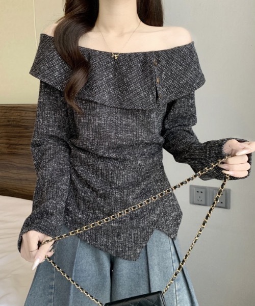 FUNdaysion(ファンデイション)の「2wayオフショルダートップス(Tシャツ/カットソー・レディース・ブラック/モカ・M)」の1枚目の写真