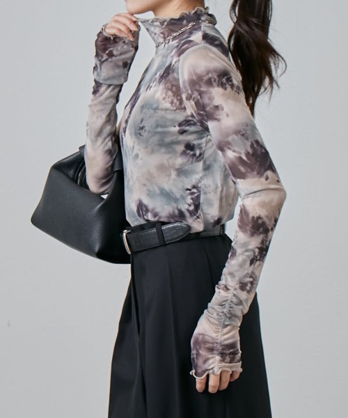 Lui's（ルイス）の「袖ギャザーマーブルシアートップス（Tシャツ/カットソー・レディース・ブラック/ブラウン・FREE）」の7枚目の写真