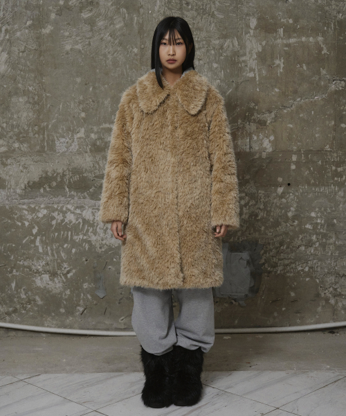 ERER(エルエル)の「Fur Long Coat Beige(ムートンコート・レディース・その他・F)」の7枚目の写真