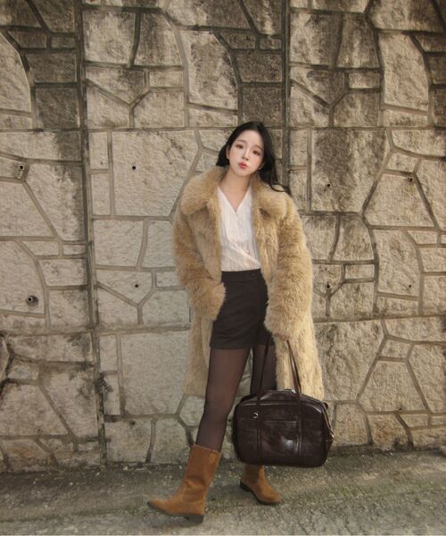 ERER(エルエル)の「Fur Long Coat Beige(ムートンコート・レディース・その他・F)」の13枚目の写真