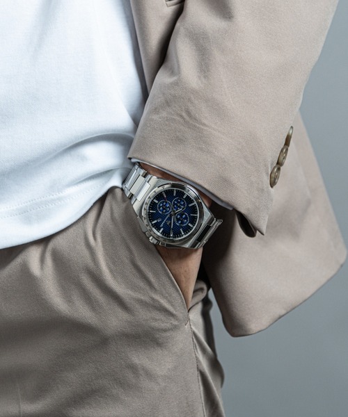 Maserati(マセラティ)の「「Maserati/マセラティ」ベロチタ スリム - 41mm クロノ シルバー ブレスレット(アナログ腕時計・メンズ・シルバー×ブラック/シルバー×ブルー・41mm)」の8枚目の写真