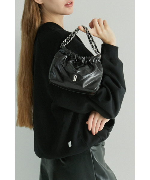 JESTINA(ジェイエスティナ)の「ILLY MINI クロス BK (JHNCHE4BF346BK980)(メッセンジャーバッグ・レディース・ブラック・FREE)」の1枚目の写真