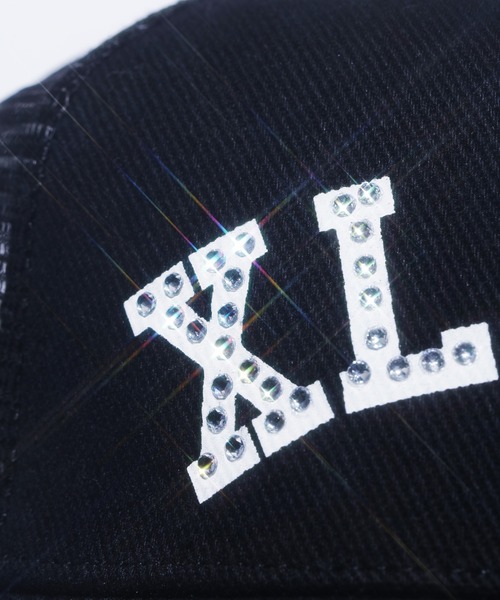XLARGE(エクストララージ)の「RHINESTONE LOGO MESH CAP(キャップ・メンズ・ブラック/カモフラージュ/ネイビー・ONE SIZE)」の18枚目の写真